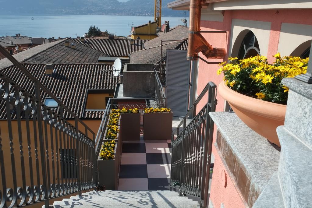 Michelangelo B&B วาเรนนา ภายนอก รูปภาพ