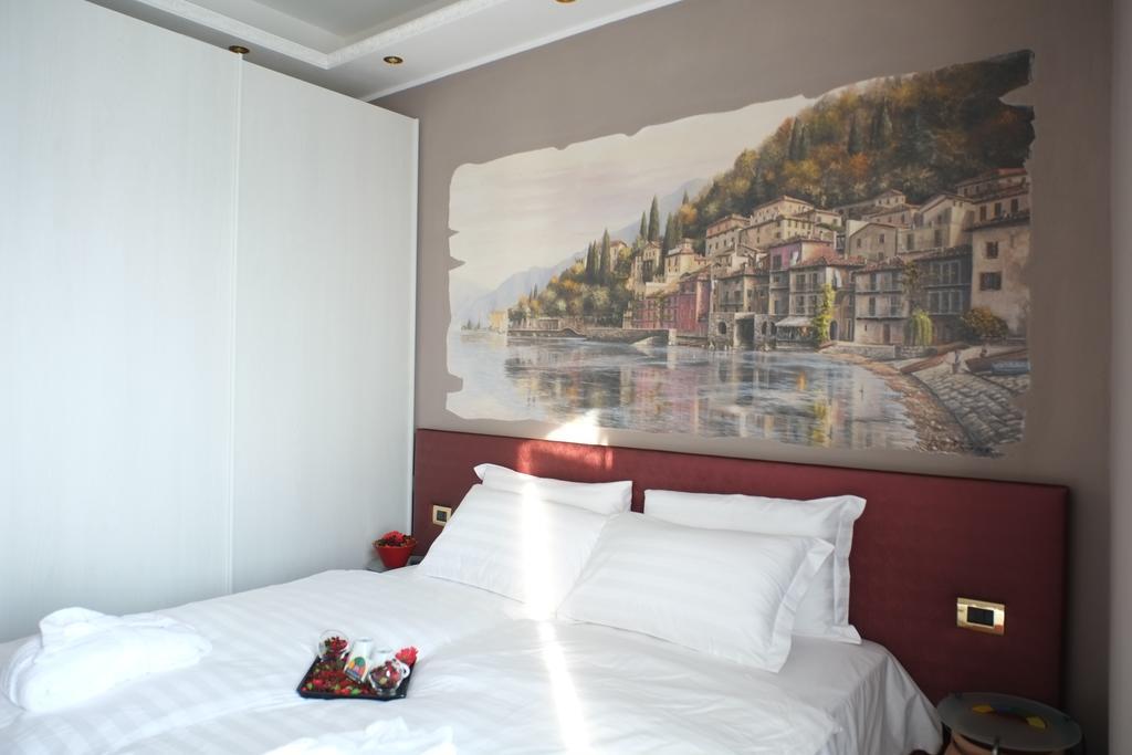 Michelangelo B&B วาเรนนา ภายนอก รูปภาพ