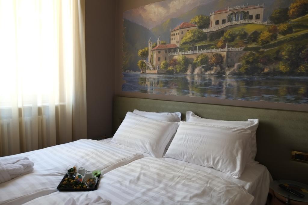 Michelangelo B&B วาเรนนา ภายนอก รูปภาพ