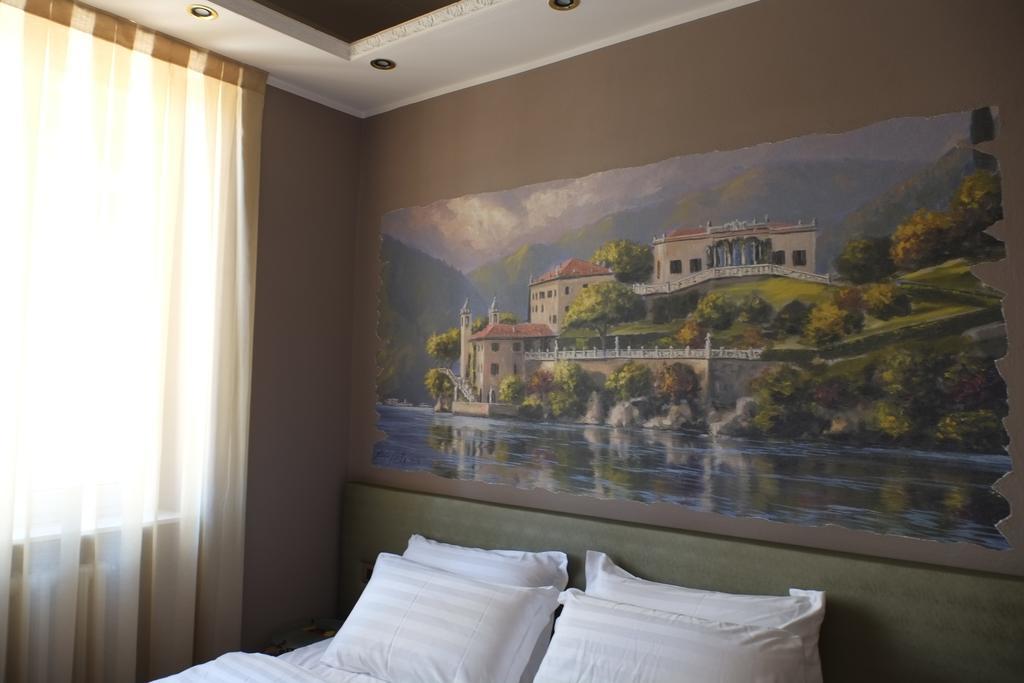 Michelangelo B&B วาเรนนา ภายนอก รูปภาพ